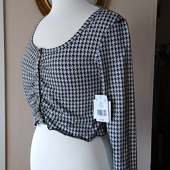 SALE$ NWT Y2K Houndstooth Button Crop Top L - Picture 2 of 8
